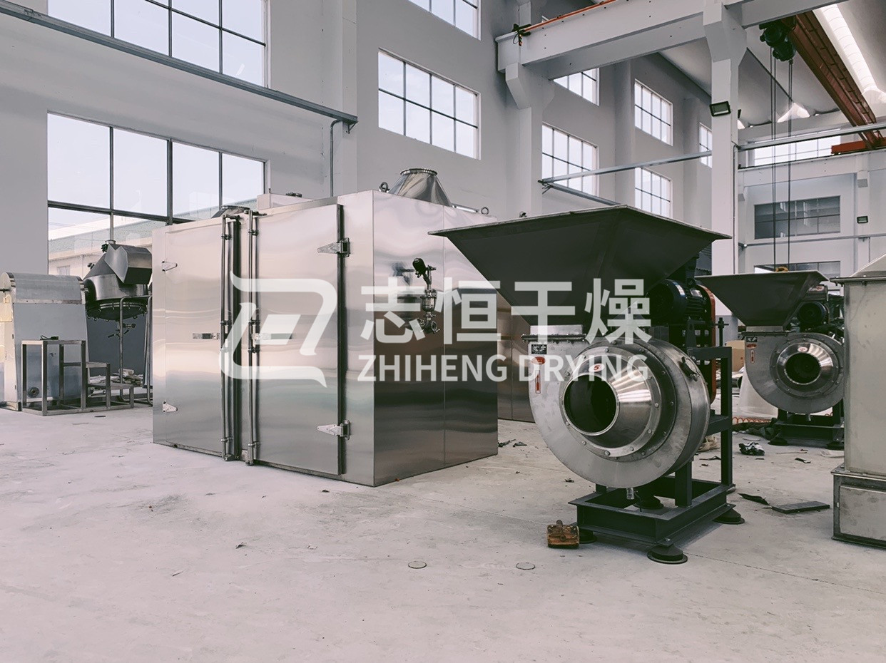 Closed-circuit hot air circulation oven is put into fluorination industry