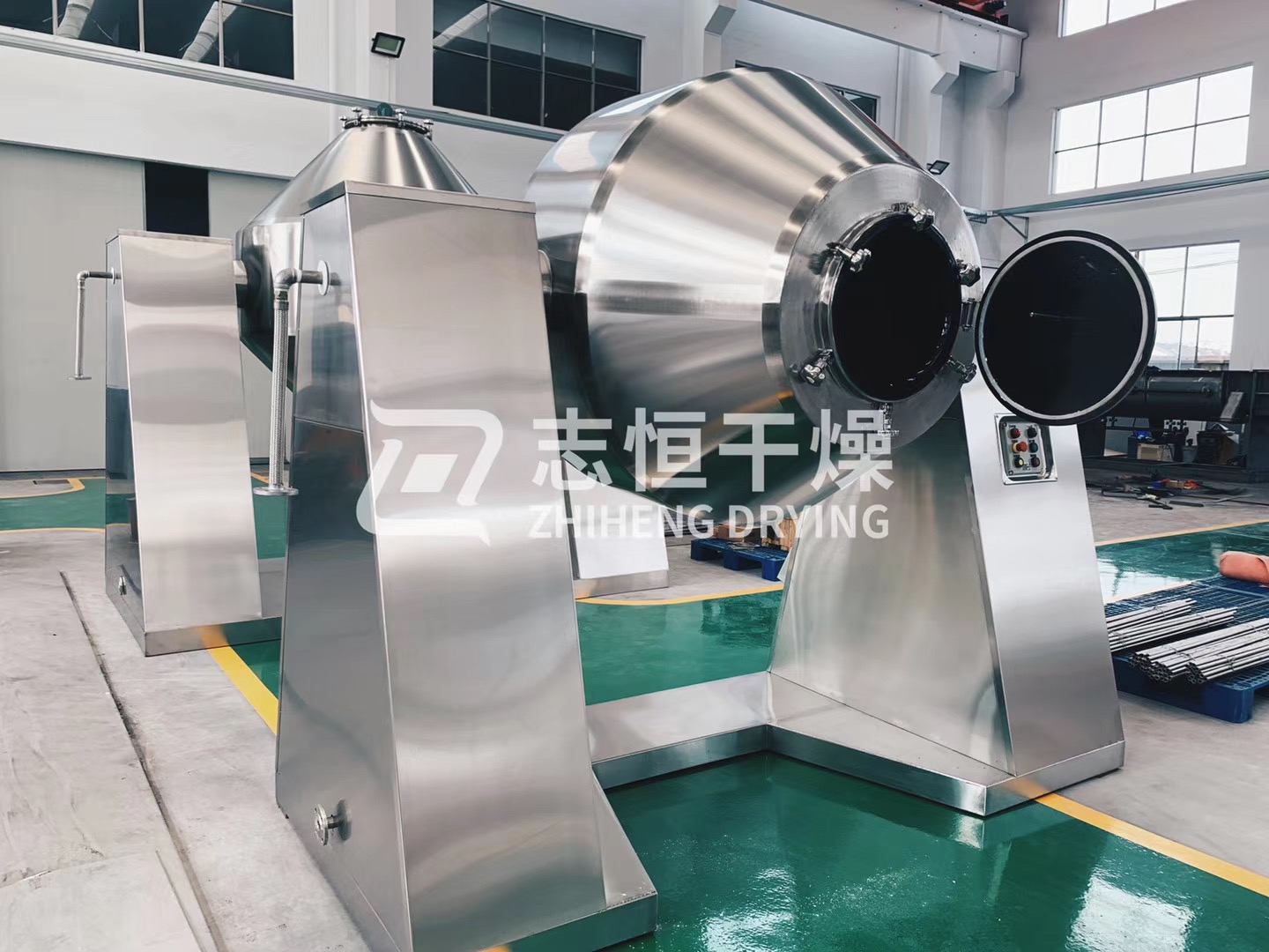 Double cone rotary vacuum dryer delivered to help the API industry